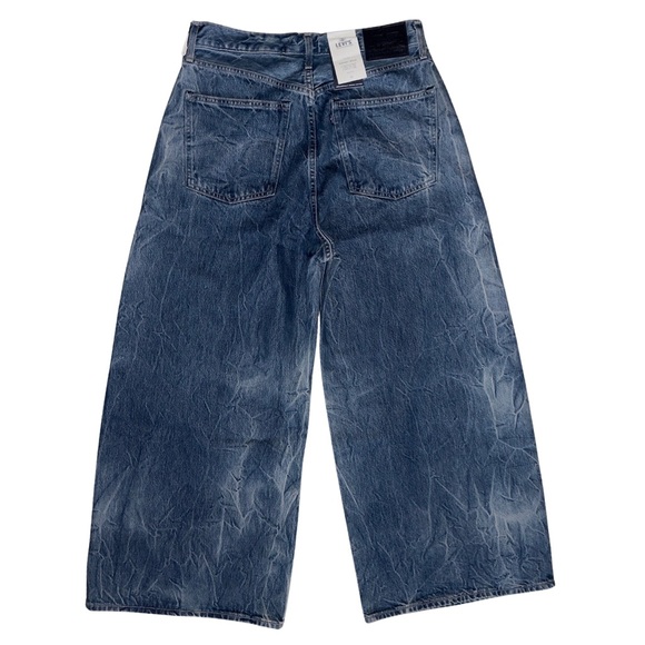 Levi's® Made & Crafted® Wide Barrel Women’s Jeans Sweetwater - Medium Stone Wash - Picture 2 of 16